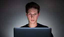 5 Simplest Ways To Stay Safe Online